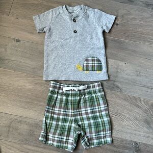 12mo Carter’s outfit set